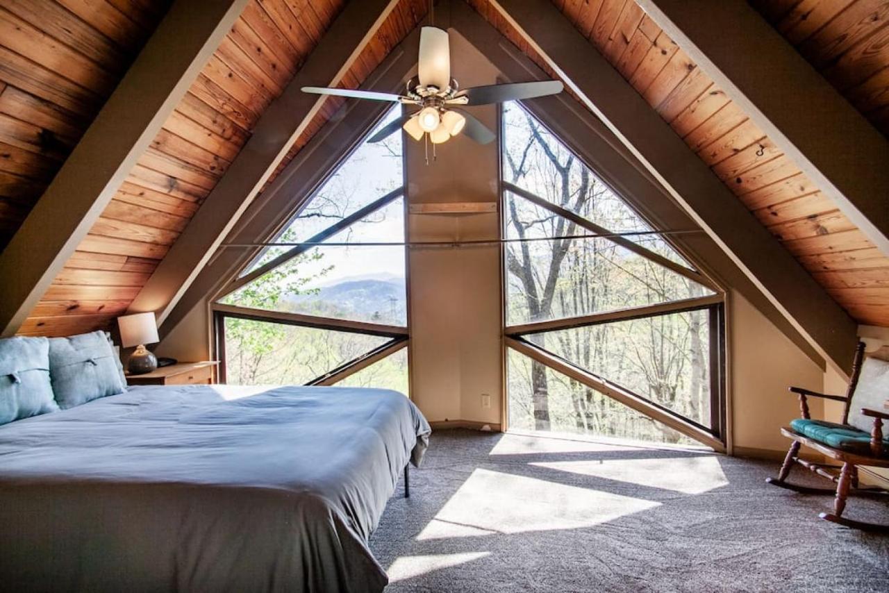 Bear View Chalet With Hot Tub And Near Ober Gatlinburg Ngoại thất bức ảnh